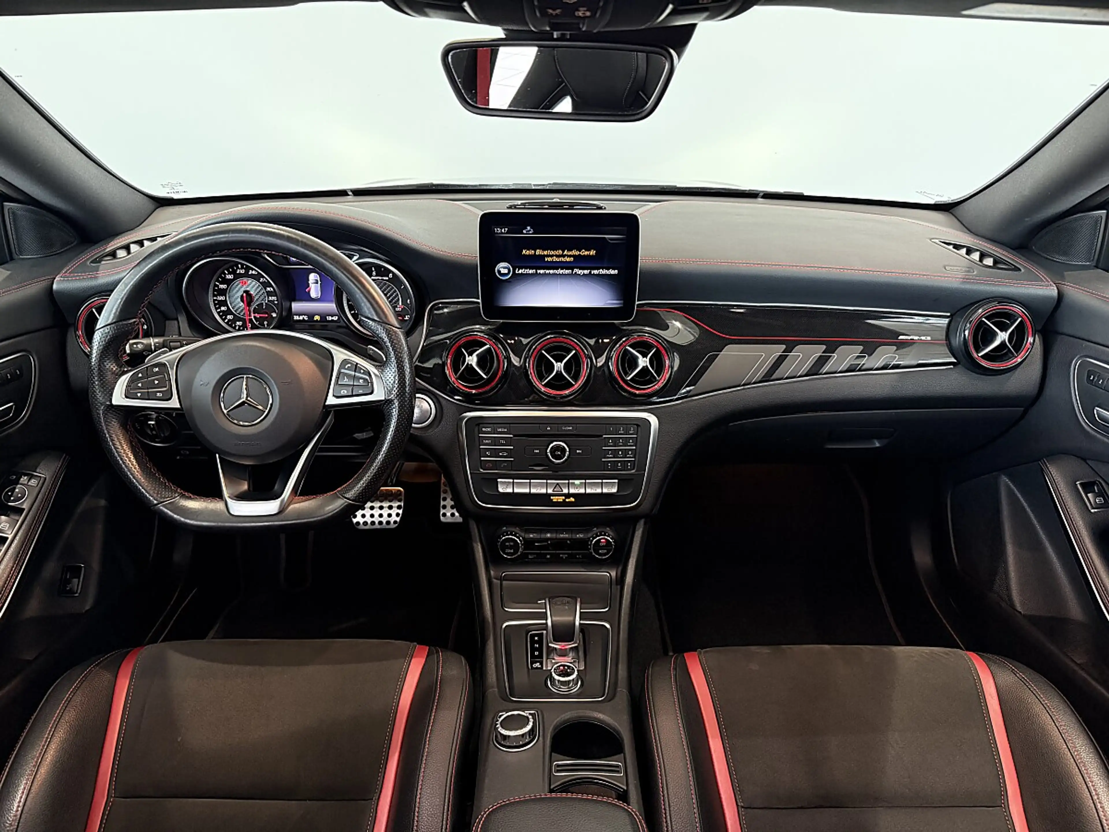 Mercedes-Benz CLA 45 AMG Shooting Brake 4MATIC Aut.*Panorama*Kamera*Memory — photo 14