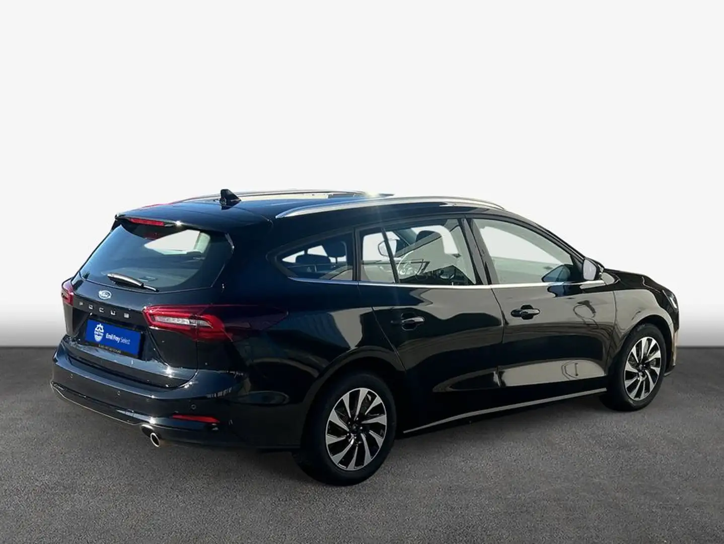 Ford Focus Turnier 1.0 EcoBoost Start-Stopp-System TITA Zwart - 2