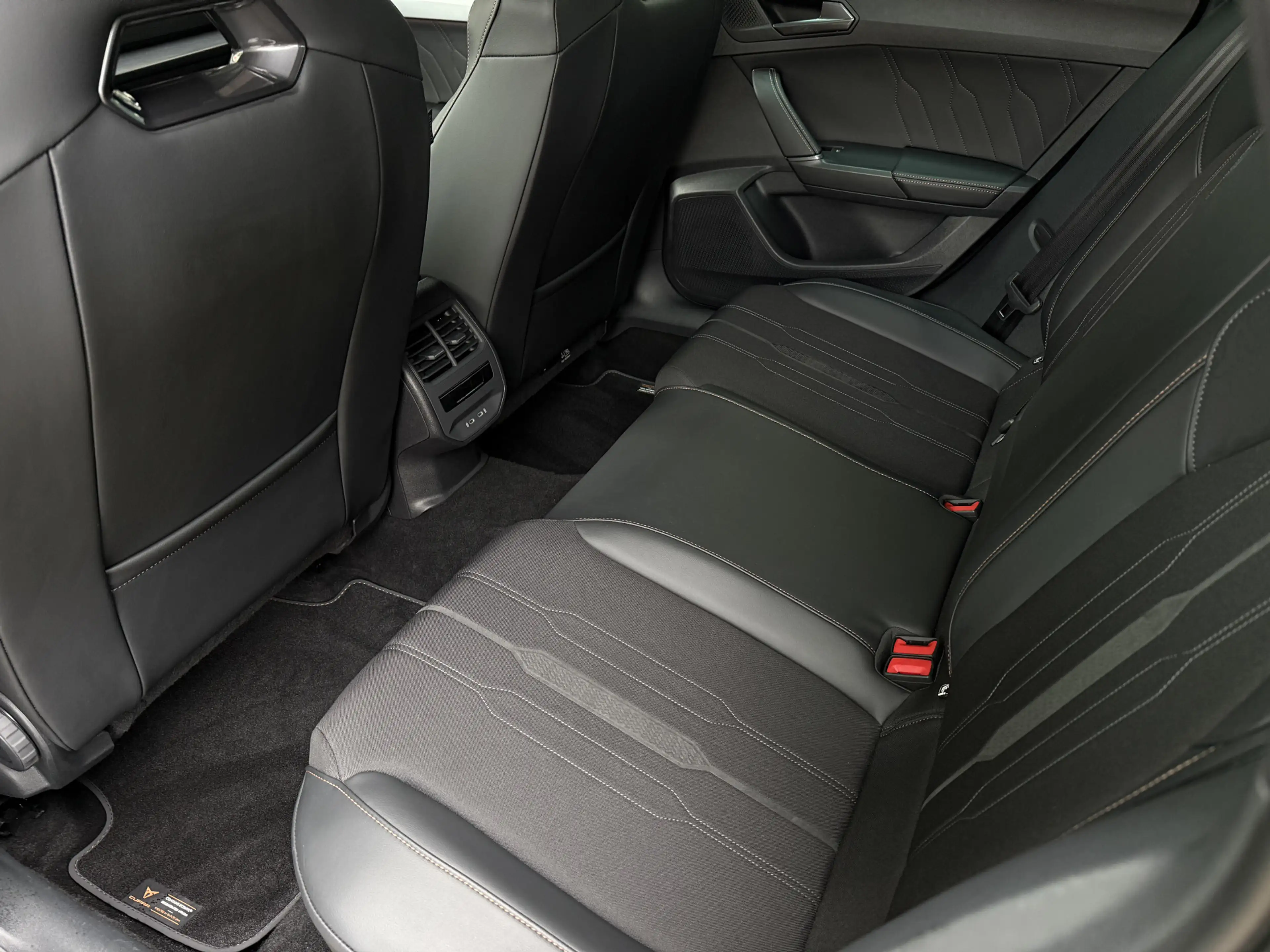 CUPRA Formentor 1.4 e-Hybrid VZ Performance | wegklapbare trekhaak — photo 14