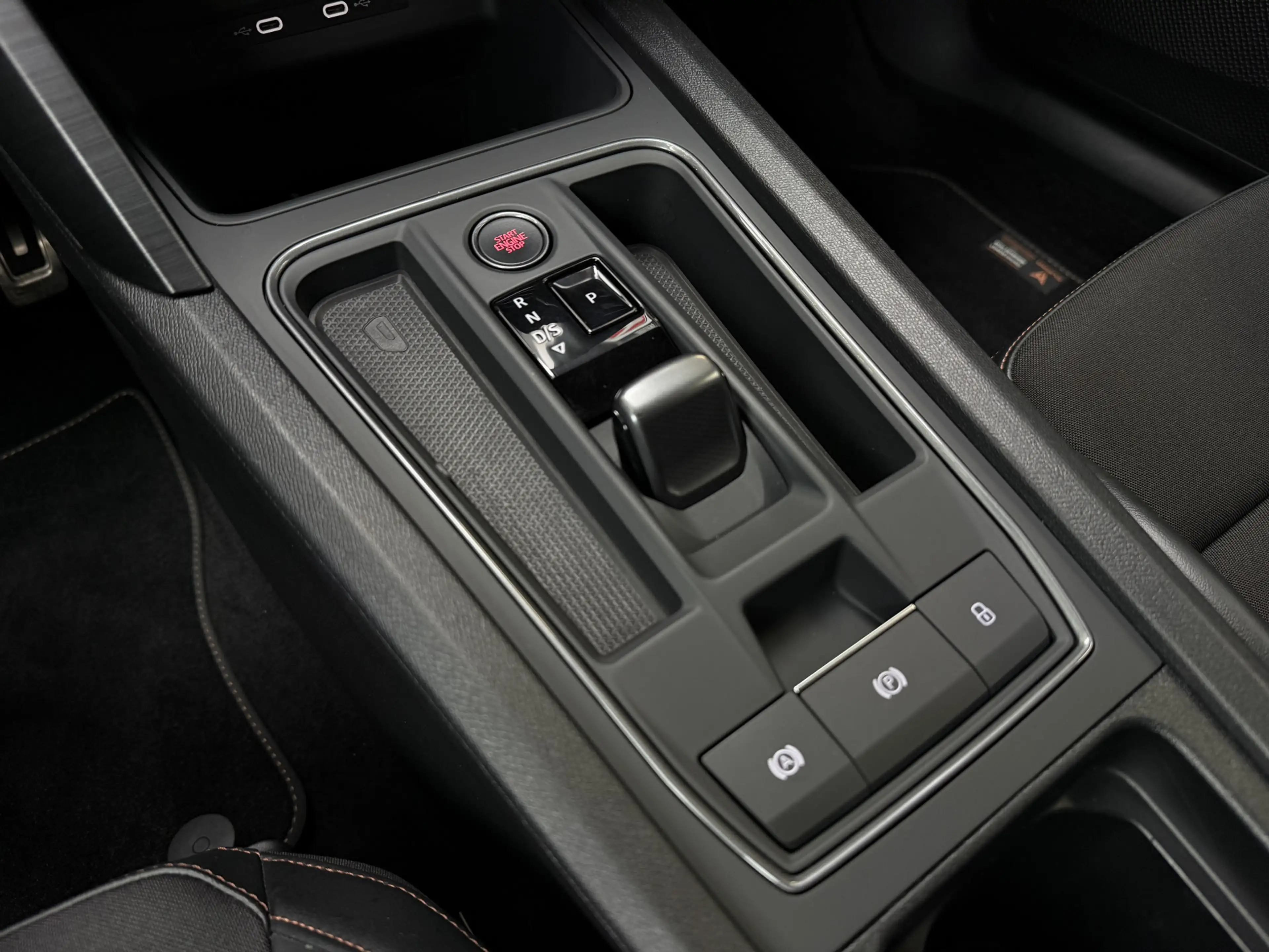 CUPRA Formentor 1.4 e-Hybrid VZ Performance | wegklapbare trekhaak — photo 38