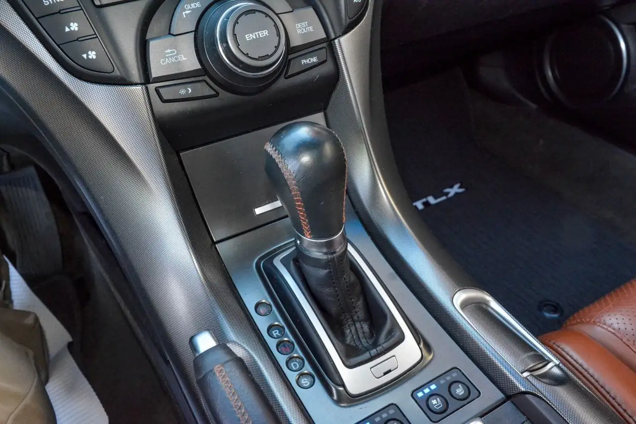 Acura TL снимка Acura TL