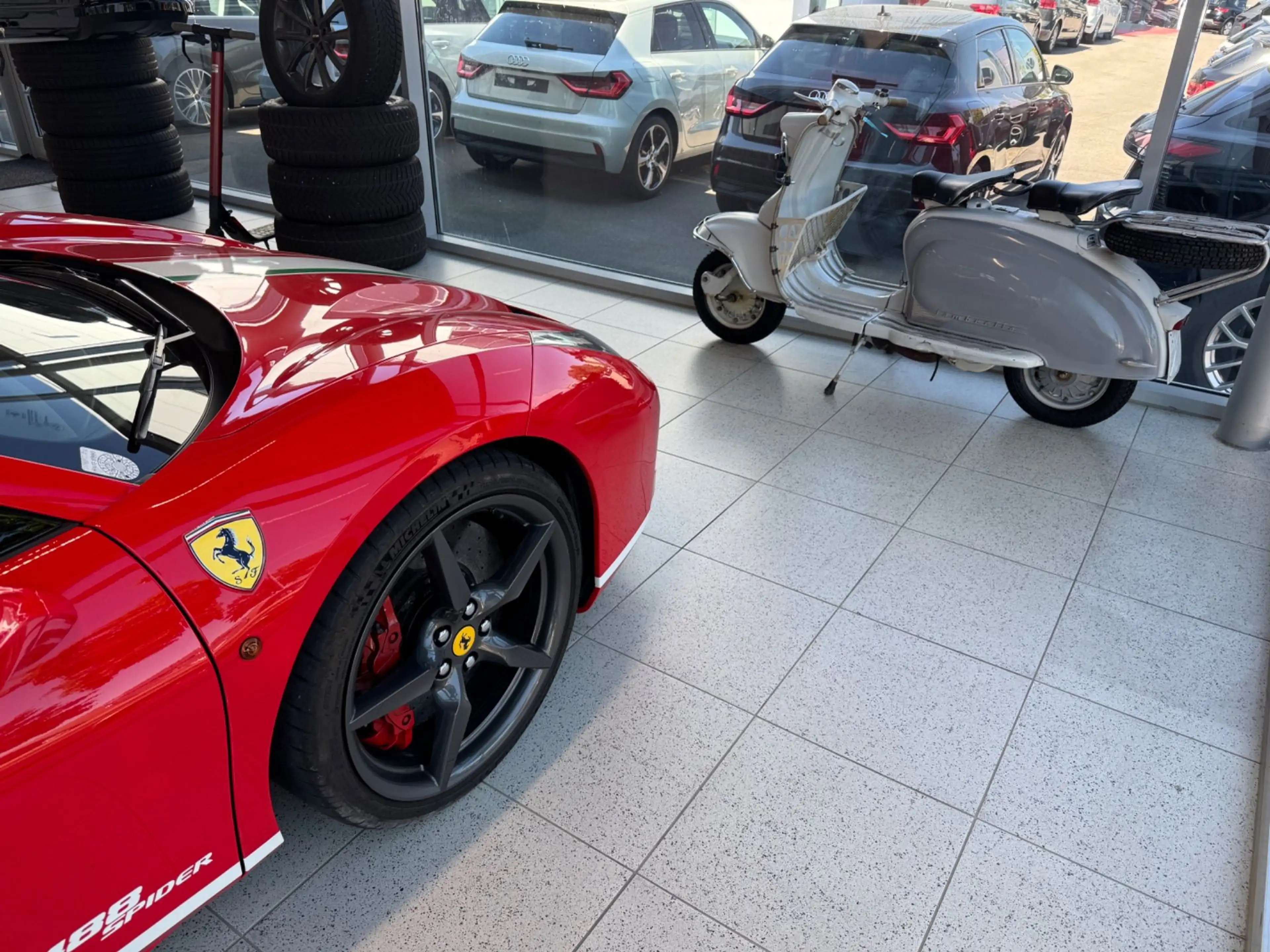 Ferrari 488 Spider — photo 8