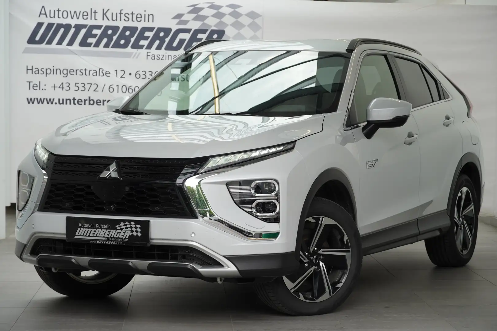 Mitsubishi Eclipse Cross Head-Up DAB LED Standhzg. PDC Blanc - 1