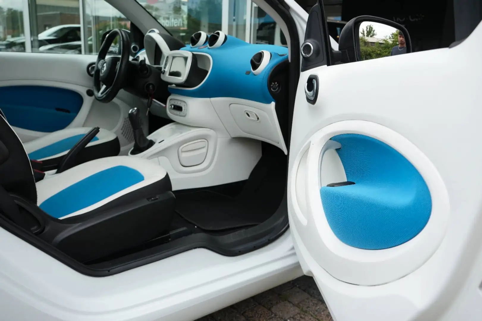 smart forTwo Coupe 1.0 Proxy SPORTPAKET|PANORAMA|NAVI Blanc - 2