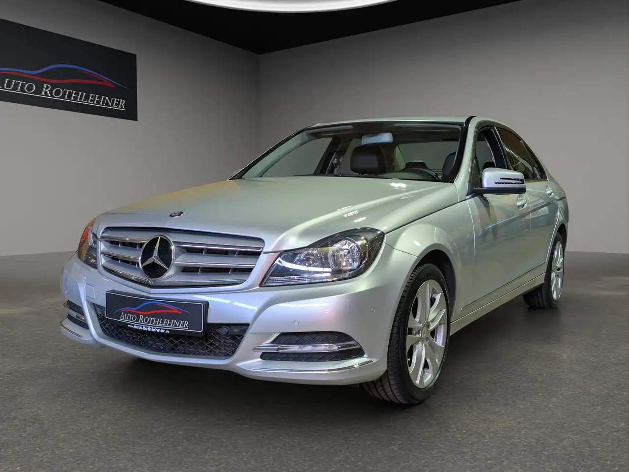 Mercedes-Benz C 180