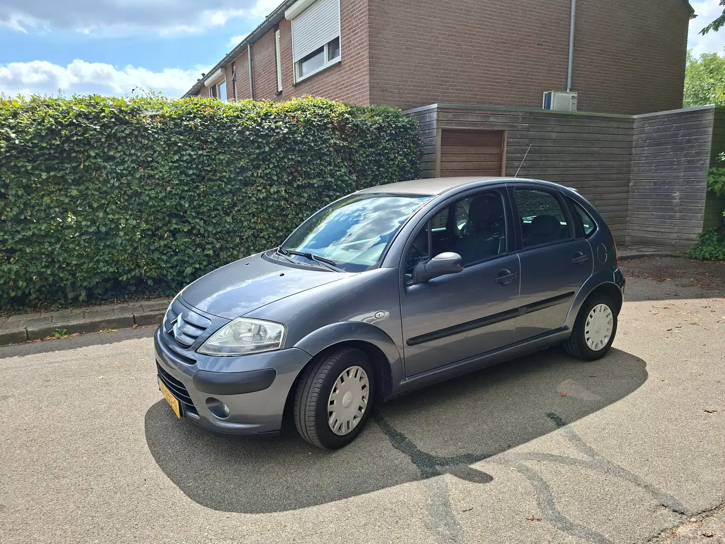 Citroen C3 C3 1.1i Ligne Prestige Grijs - 1