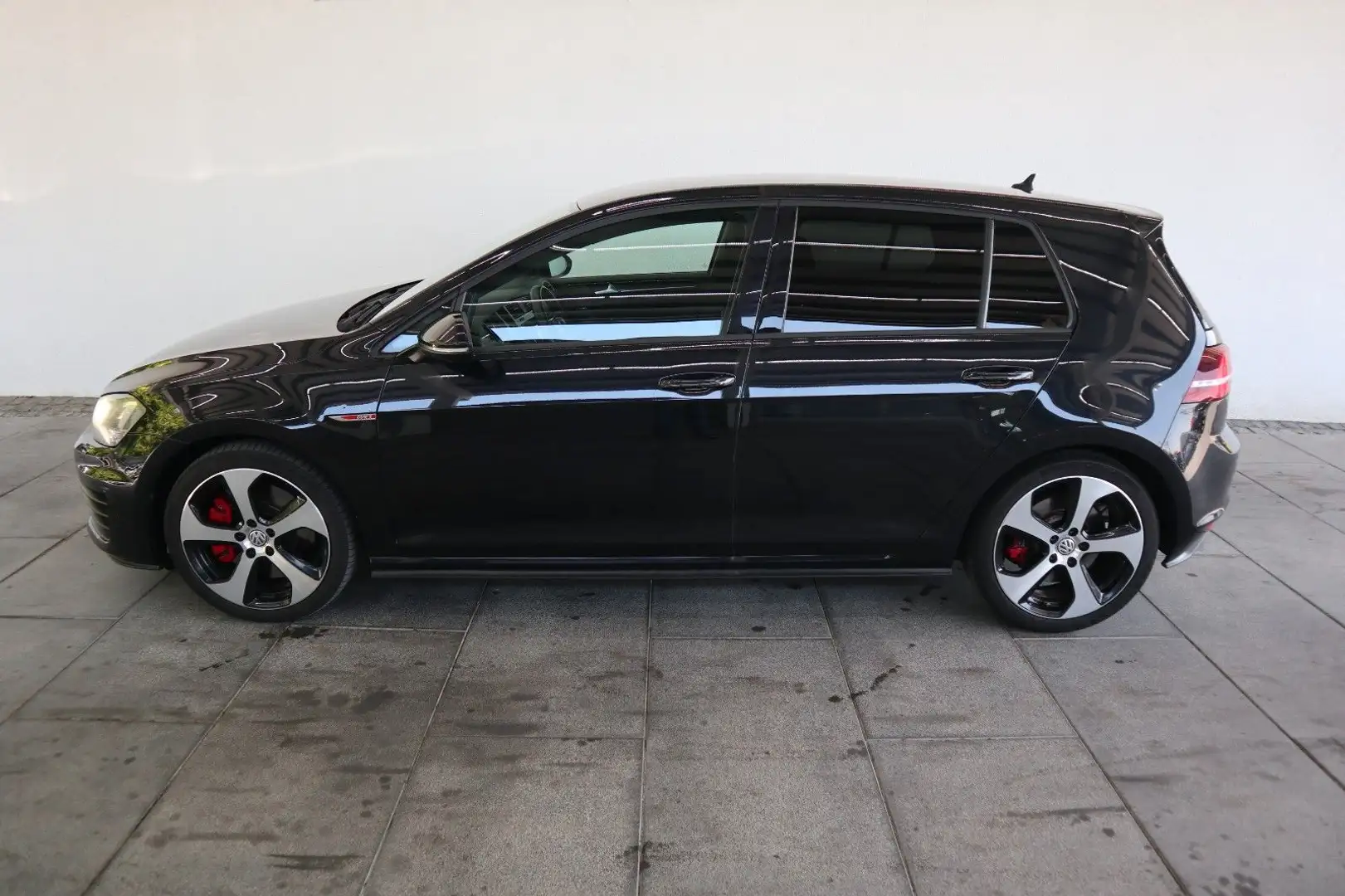 Volkswagen Golf VII 2.0 GTI DSG Performance Nero - 2