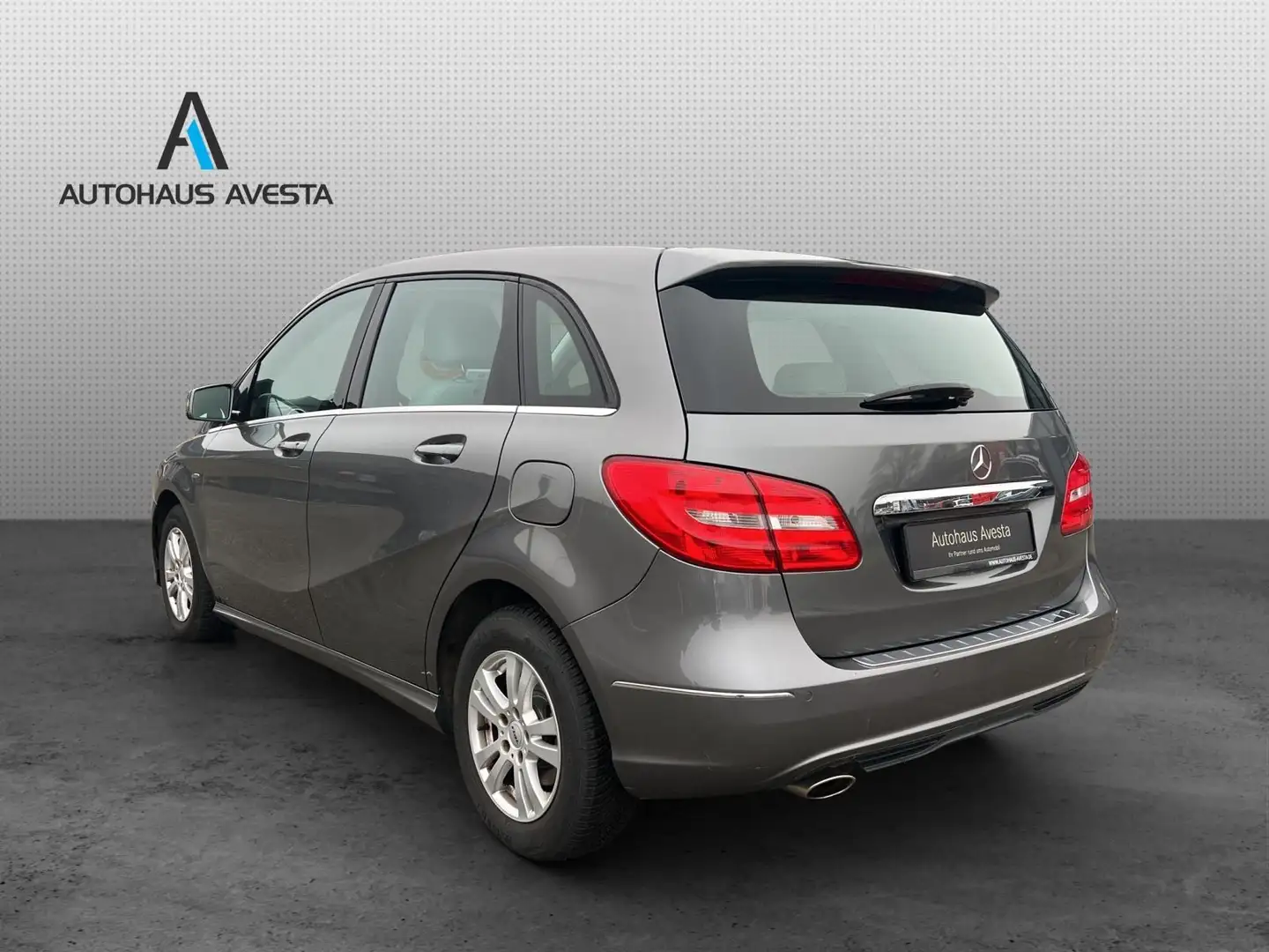 Mercedes-Benz B 180 / GARANTIE / 2.HAND/ 38.000KM/ RENTNER / Gris - 2