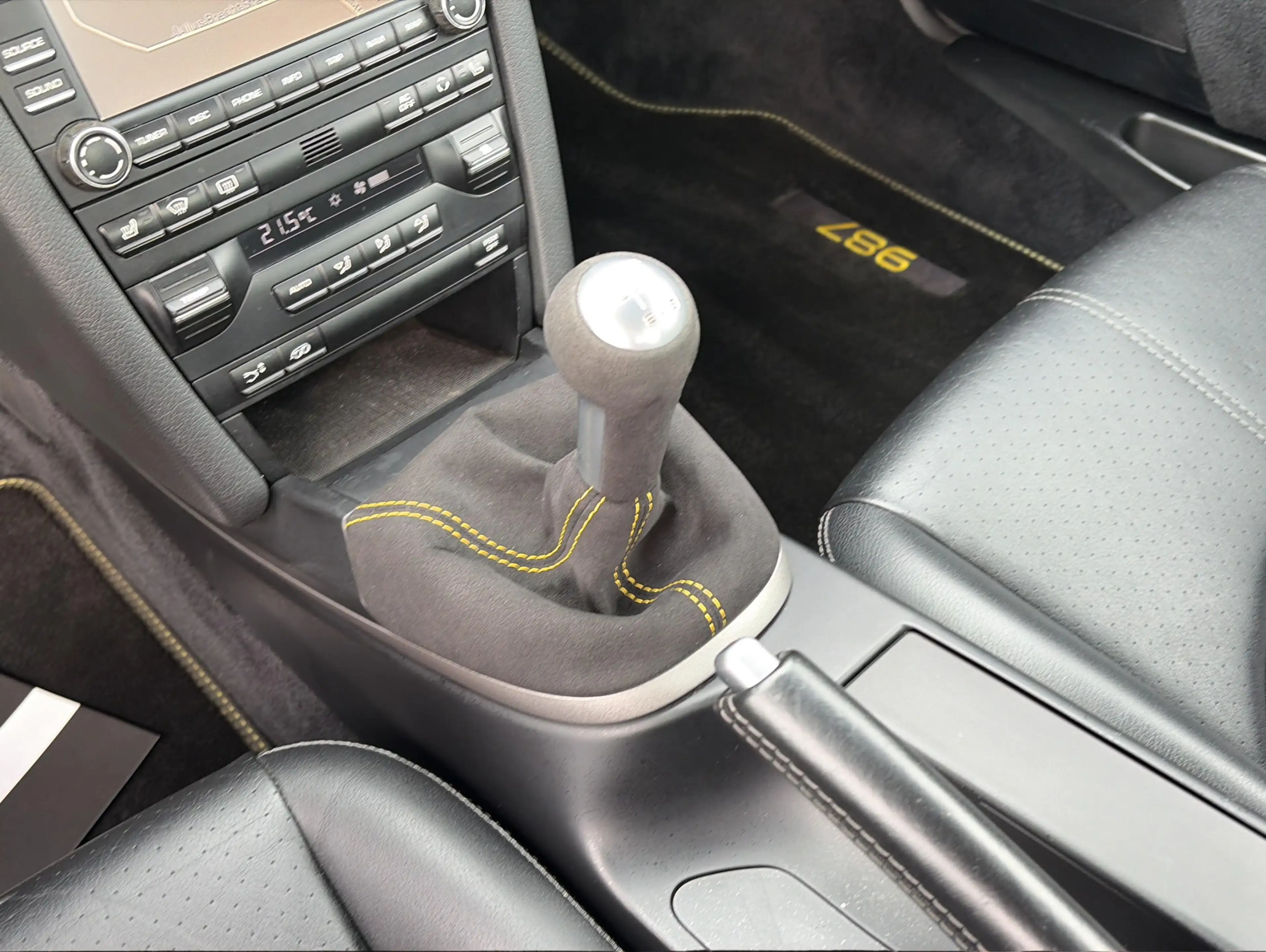 Porsche Cayman Bi-Xenon*Sound-Package*Navi*Leder — photo 12