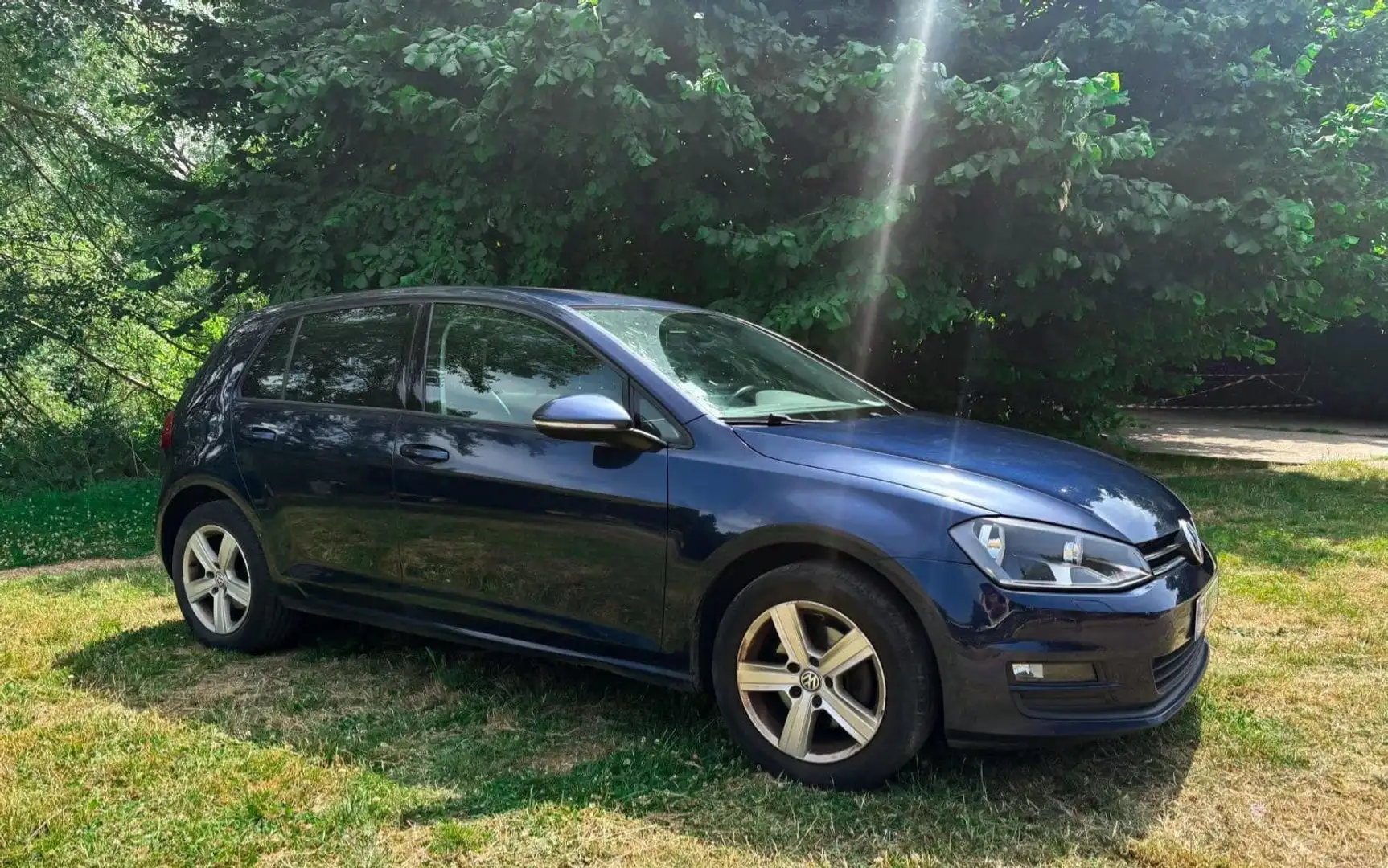 Volkswagen Golf 1.2 TSI 105 BlueMotion Technology Confortline - 2