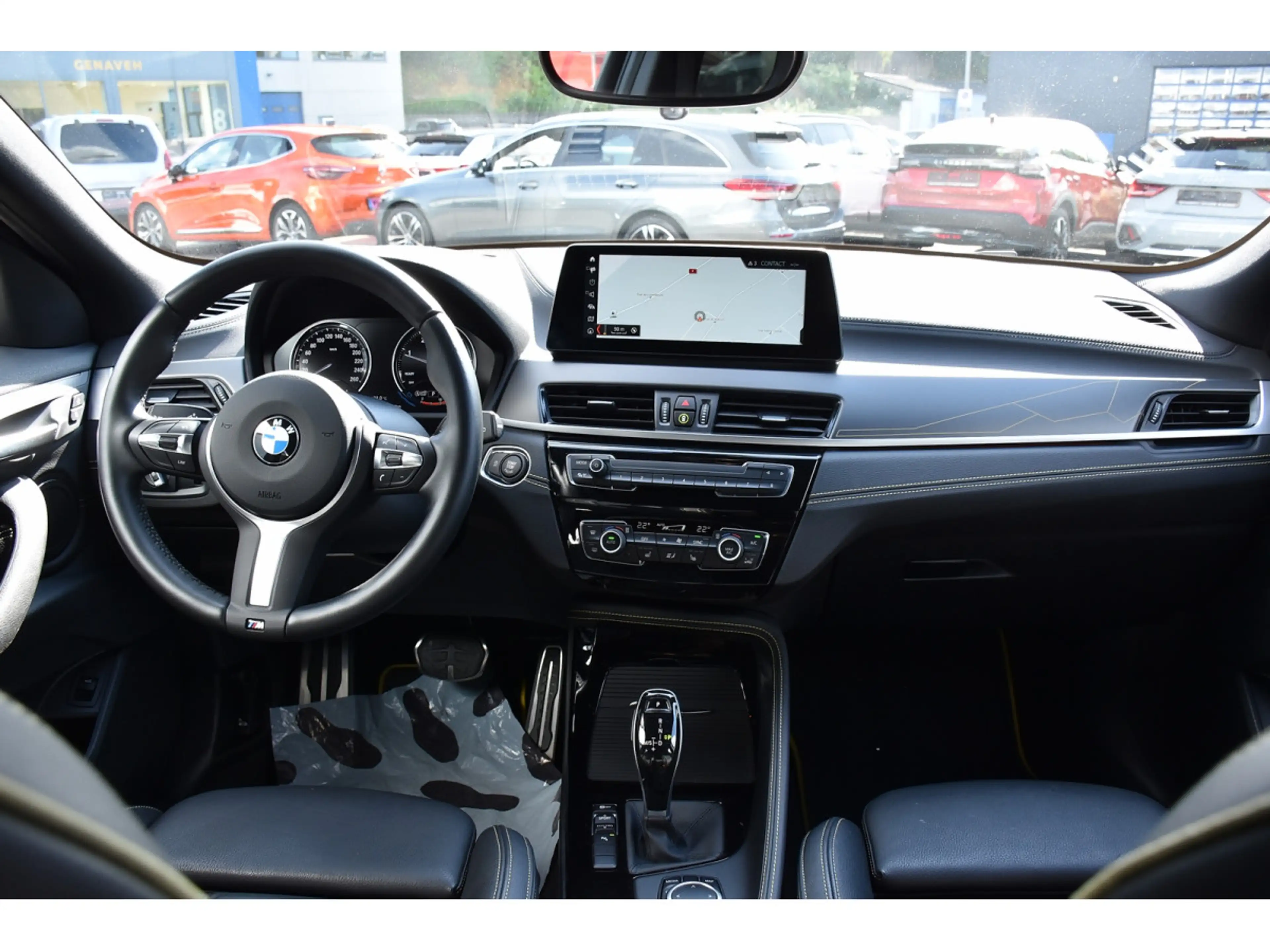 BMW X2 2.0dA sDrive "M" Sport Gold Edition CUIR HUD CAM — photo 9
