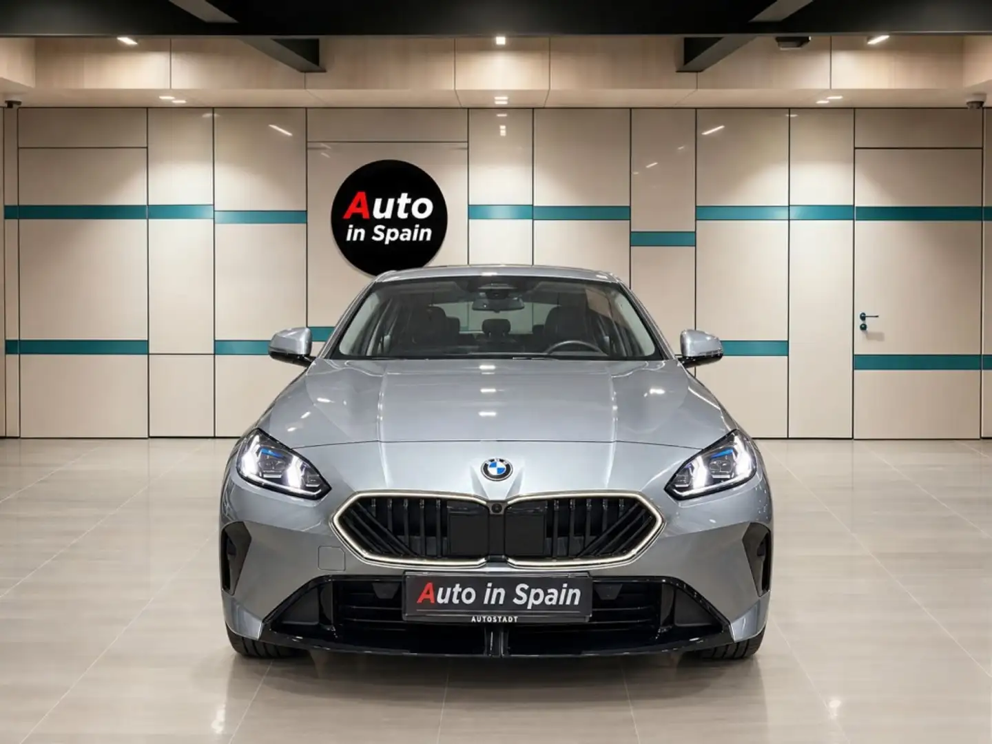 BMW 116 116iA Gris - 2