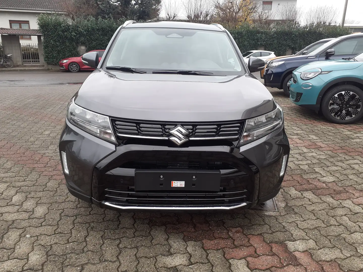 Suzuki Vitara 1.4 Hybrid 2wd TOP "NO VINCOLI FINANZIAMENTO" Gri - 2