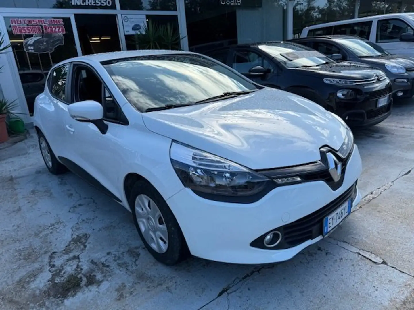 Renault Clio Clio IV 2012 5p 1.2 Wave Gpl 75cv Wit - 2