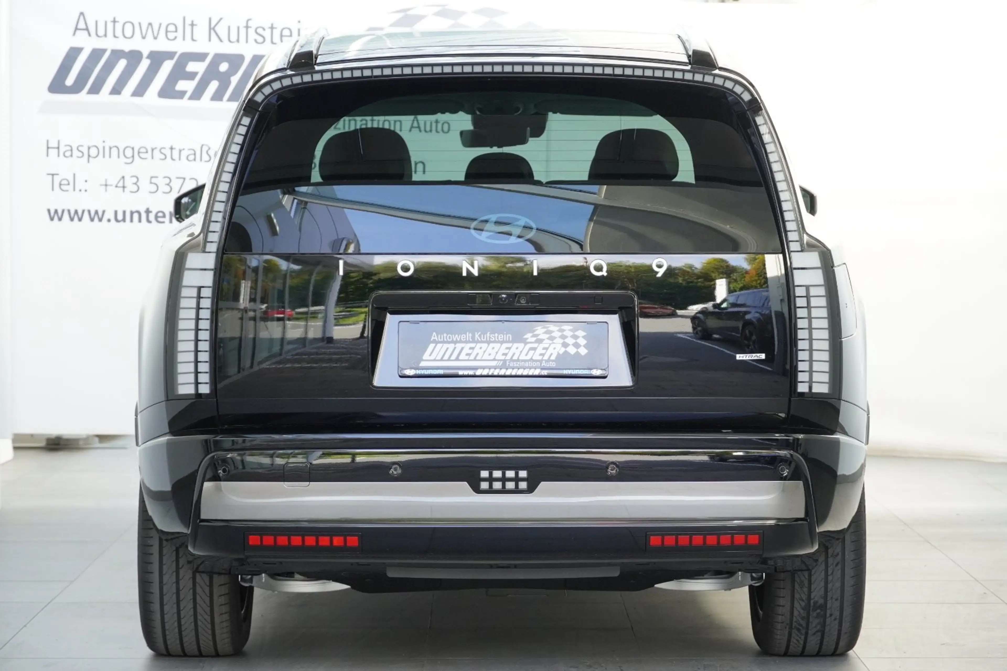 Hyundai IONIQ 9 Calligraphy 110 kWh 4WD — photo 11