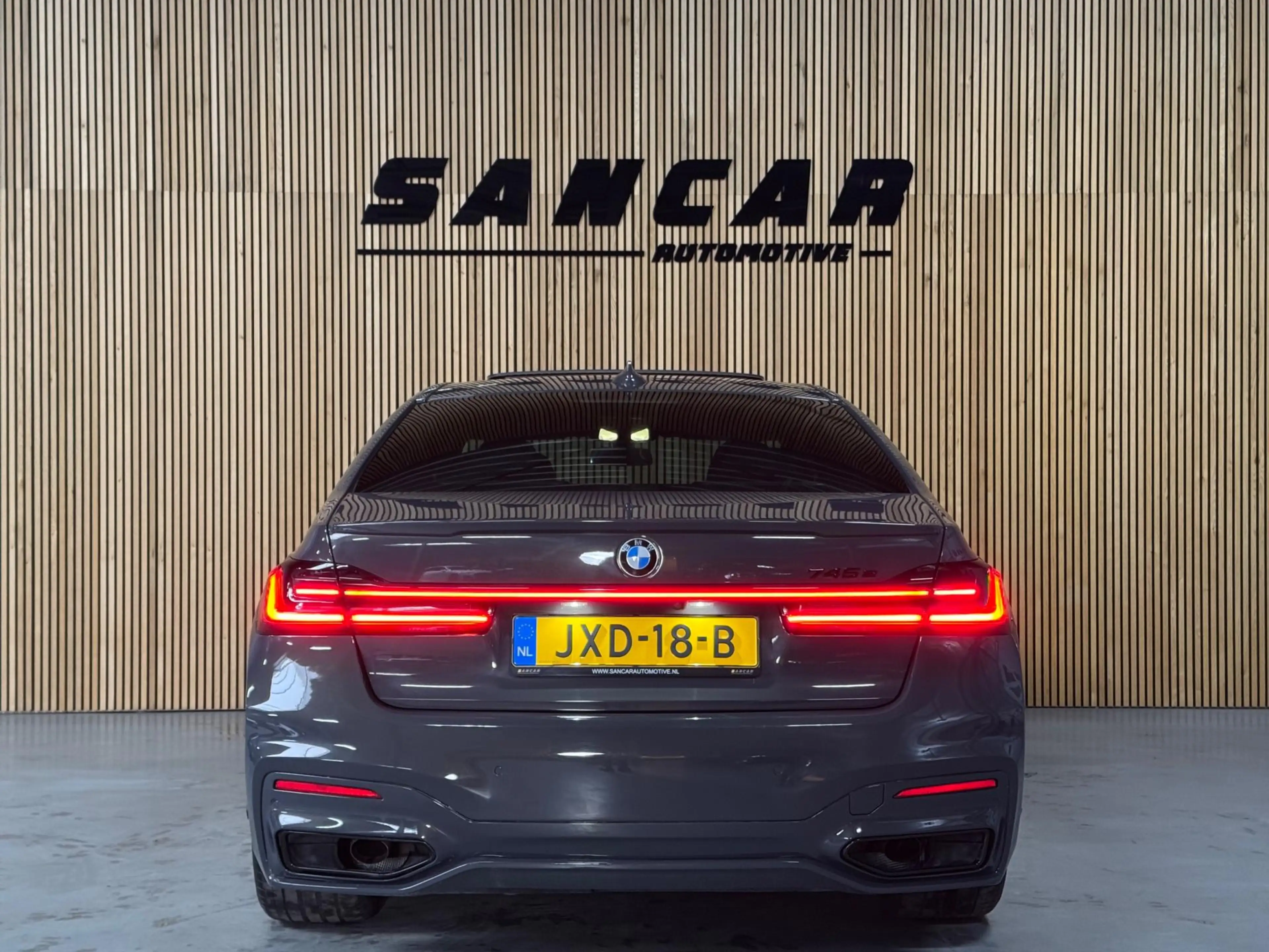 BMW 745 7-serie 745e High Executive — photo 7