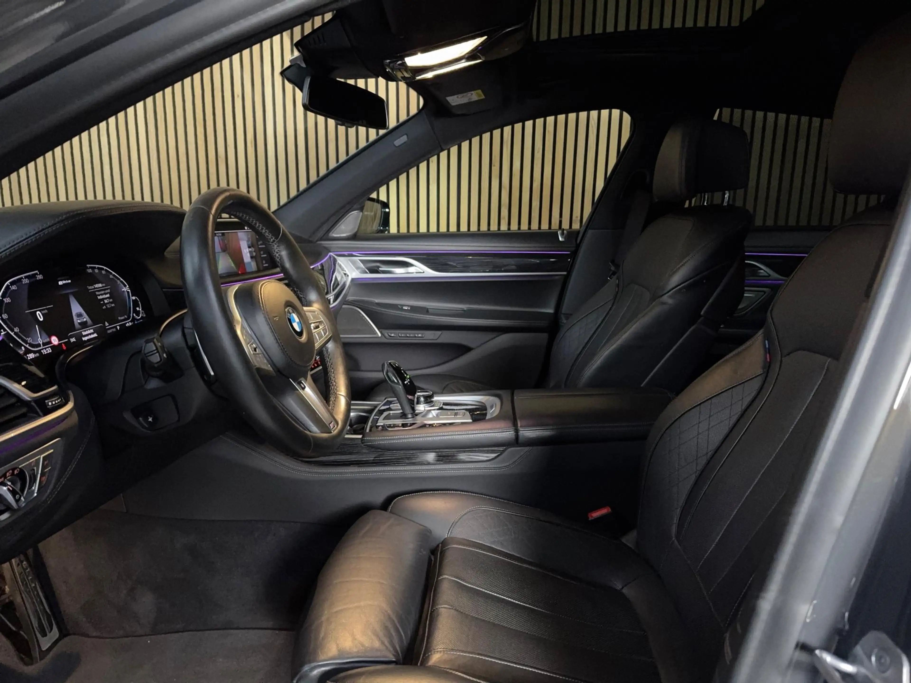 BMW 745 7-serie 745e High Executive — photo 23