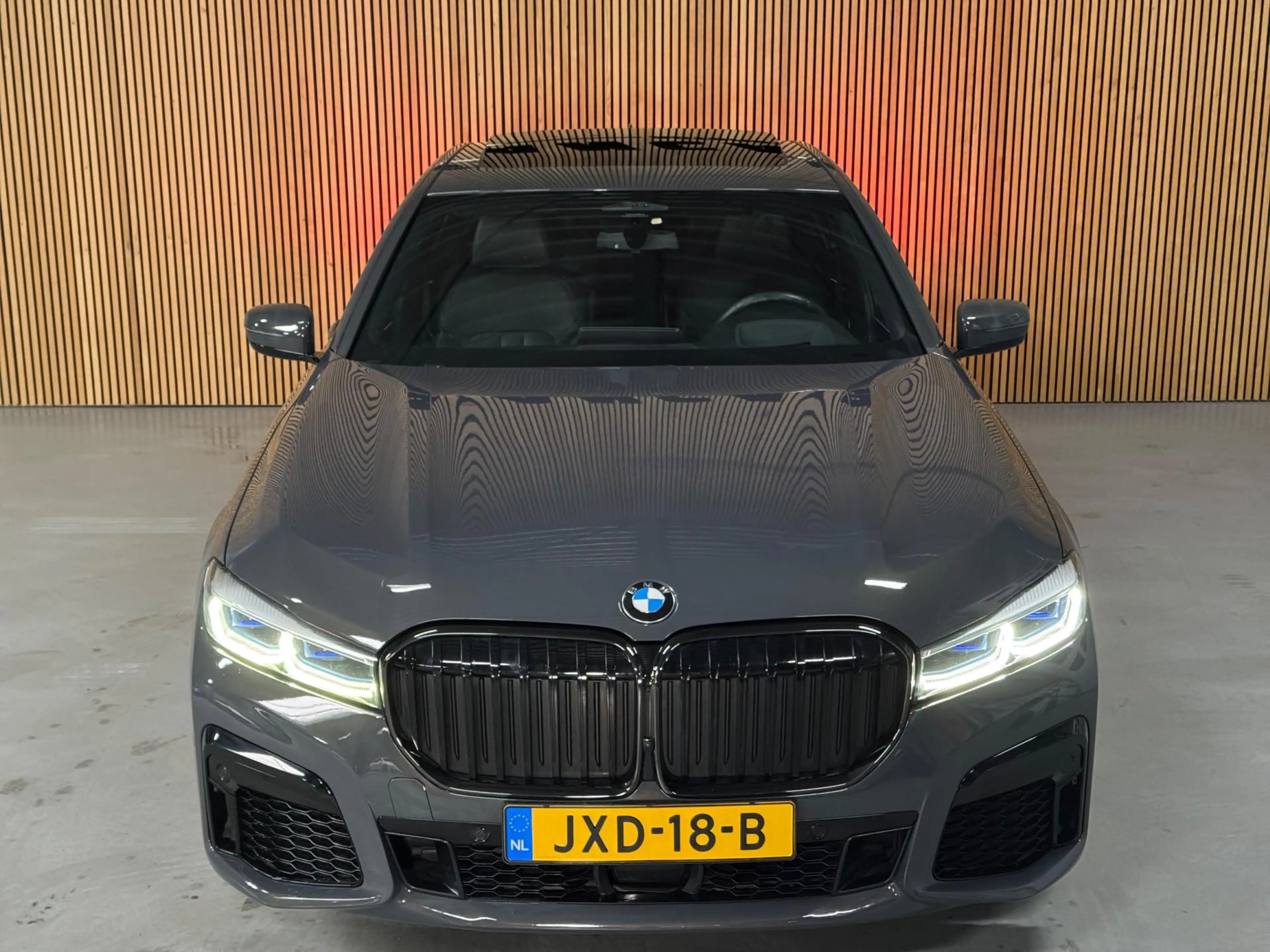 BMW 745 7-serie 745e High Executive — photo 14
