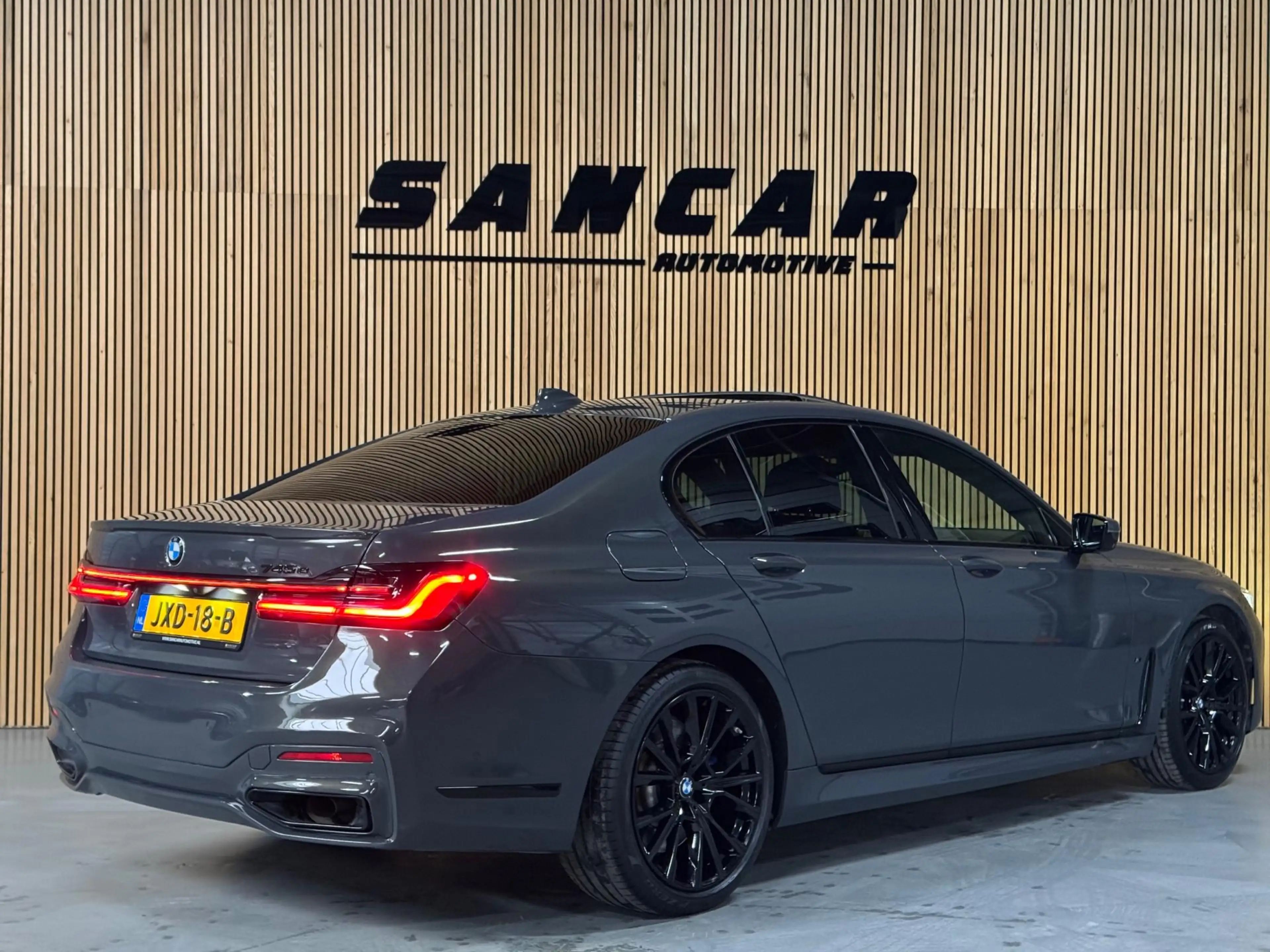 BMW 745 7-serie 745e High Executive — photo 6