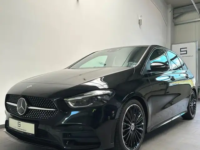 Mercedes-Benz B 200 AMG line BurmesterLED Panorama Soundsystem