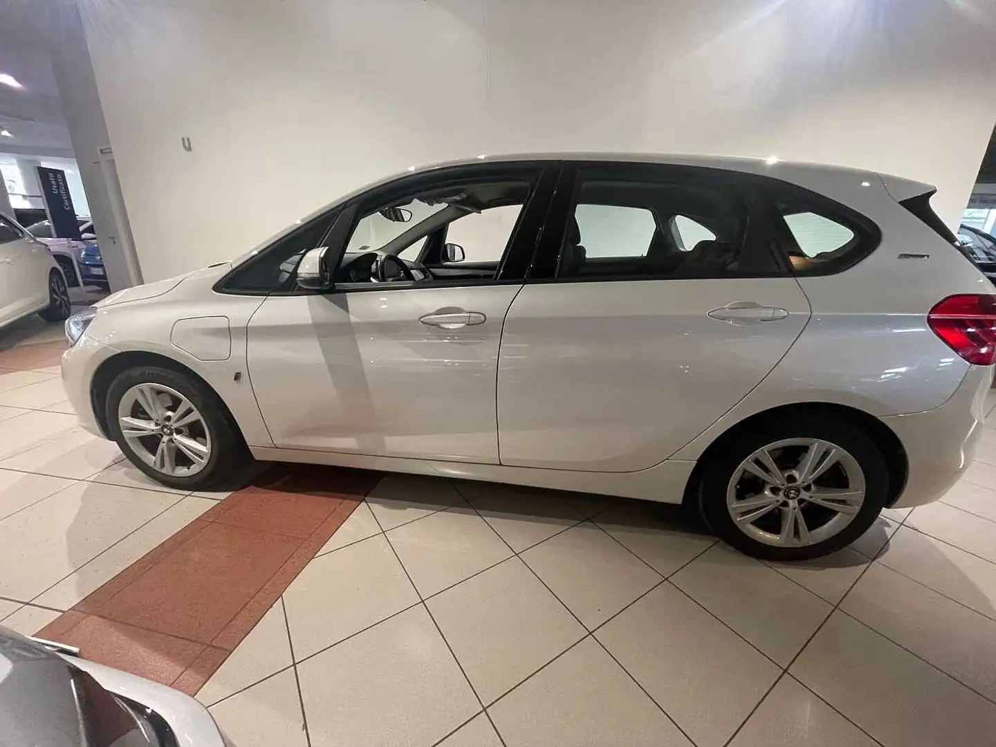 BMW Serie 2 A.T. 225xe Active Tourer iPerformance Adva Alb - 2