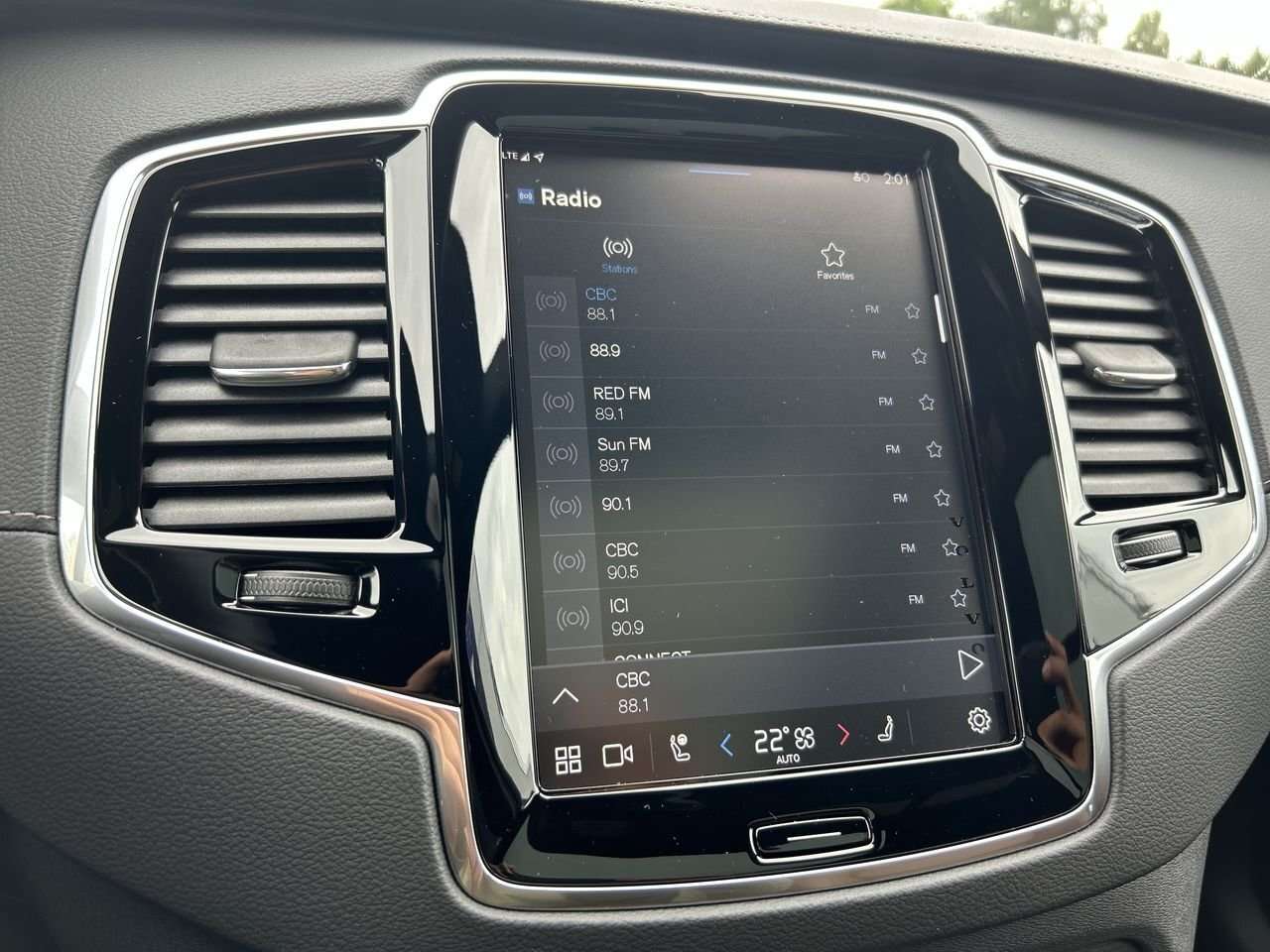 2025 Volvo XC90 Ultra Bright Theme Local | Accident-Free | HUD | P thumb 24