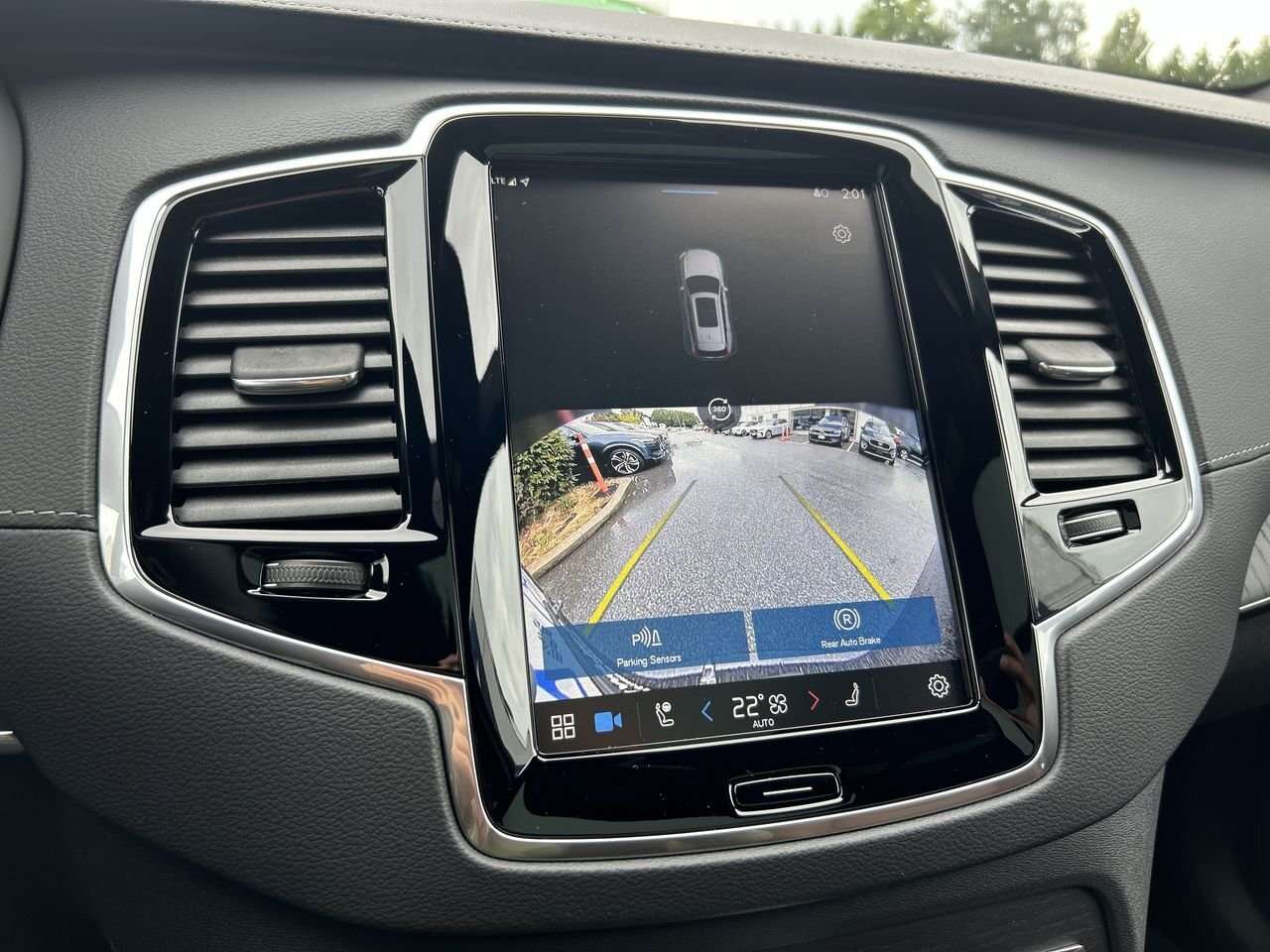 2025 Volvo XC90 Ultra Bright Theme Local | Accident-Free | HUD | P thumb 25