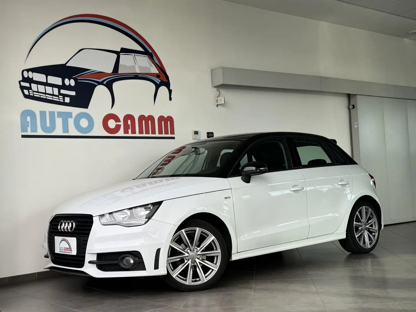 Audi A1 1.2 tfsi S Line Edition Weiß - 1