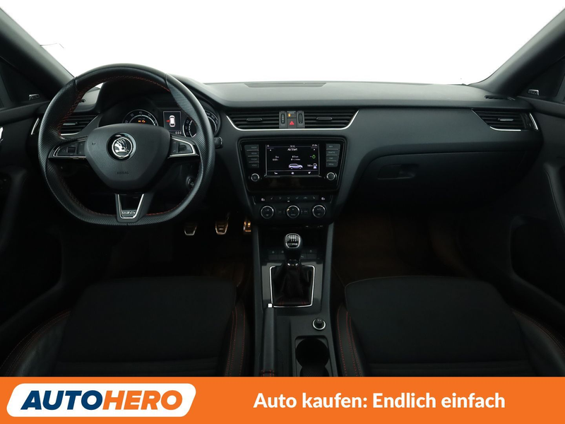 Skoda Octavia 2.0 TSI RS *NAVI*BiXENON*PDC*TEMPO*SHZ*ALU* — photo 12