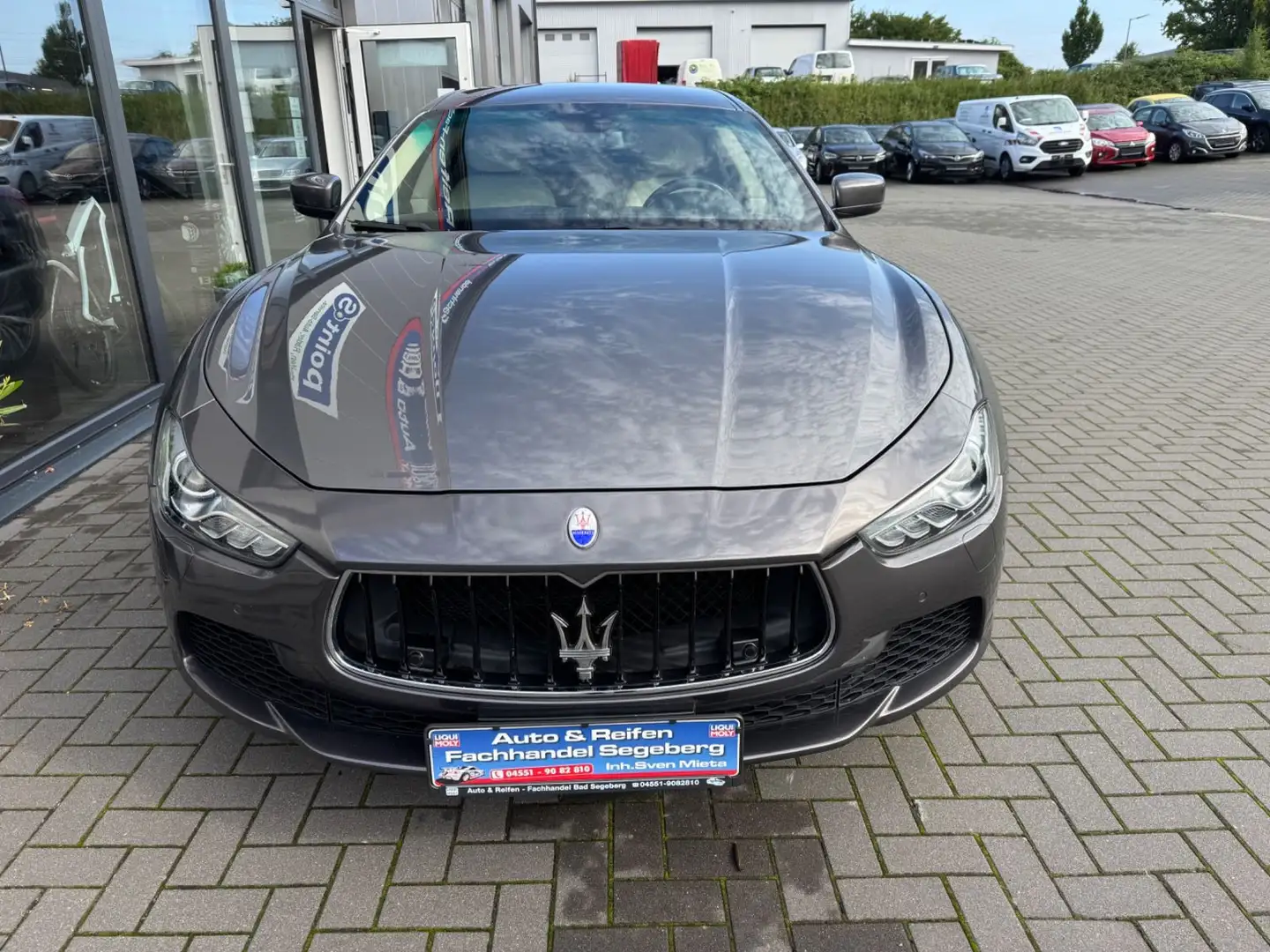Maserati Ghibli S 3.0 V6 Q4 Automatik*XENON*LEDER Grau - 2