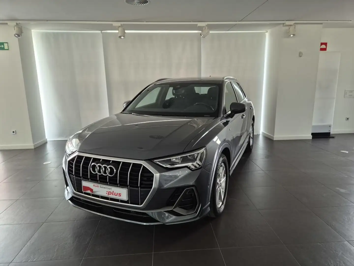 Audi Q3 35 TDI S line S tronic 110kW Gris - 1