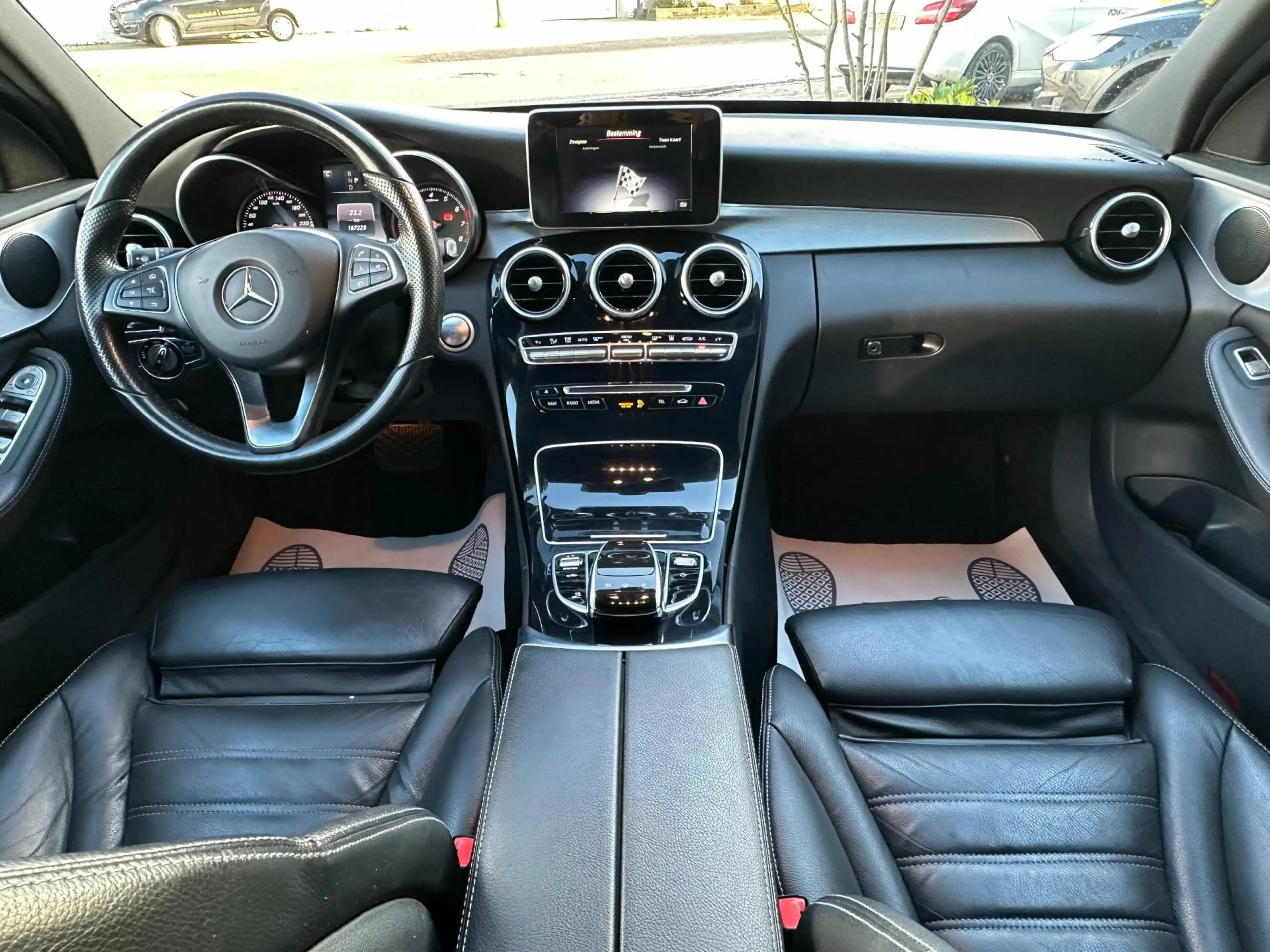 Mercedes-Benz C 350 Estate e Lease Edition — photo 4