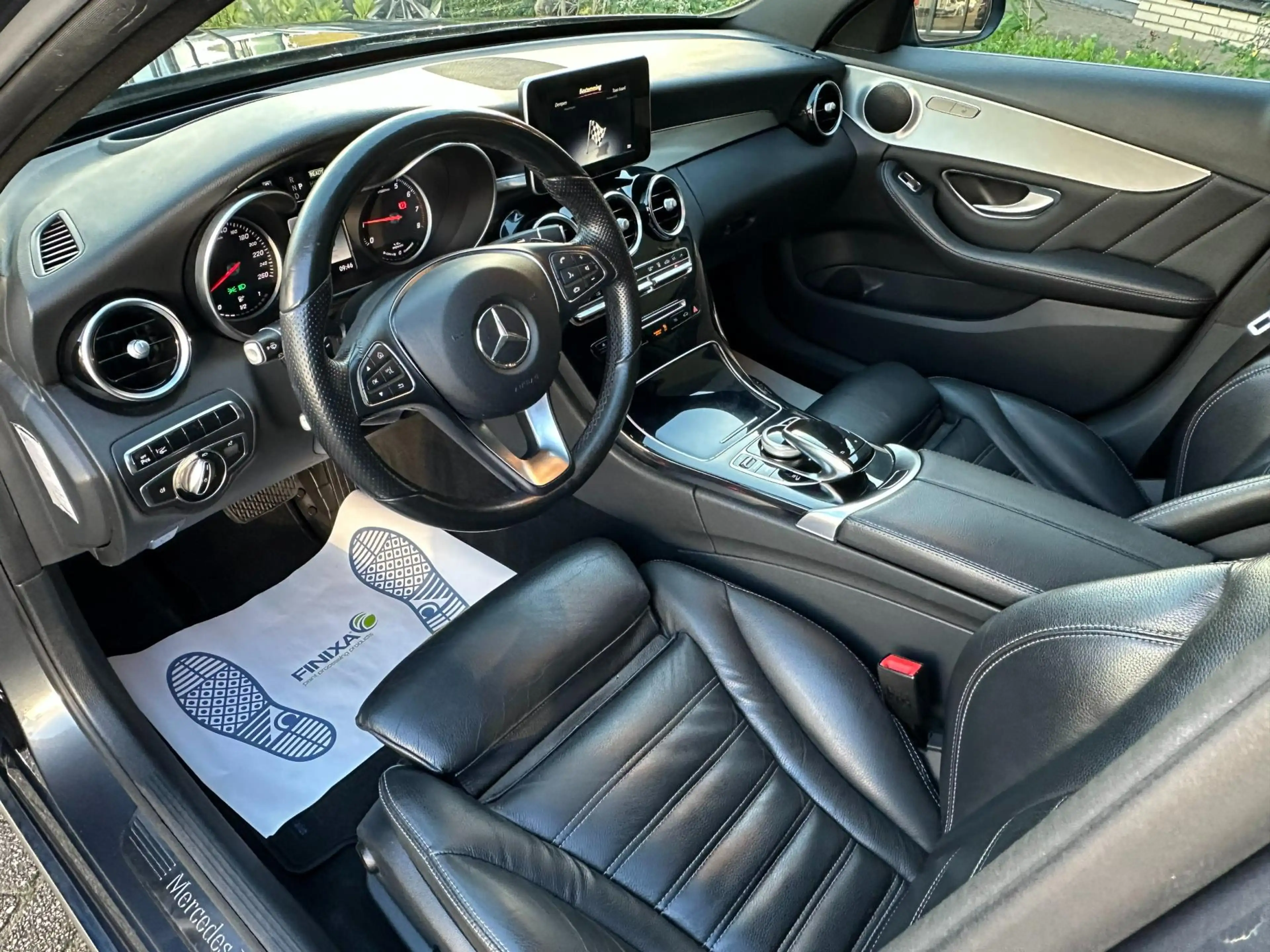 Mercedes-Benz C 350 Estate e Lease Edition — photo 17