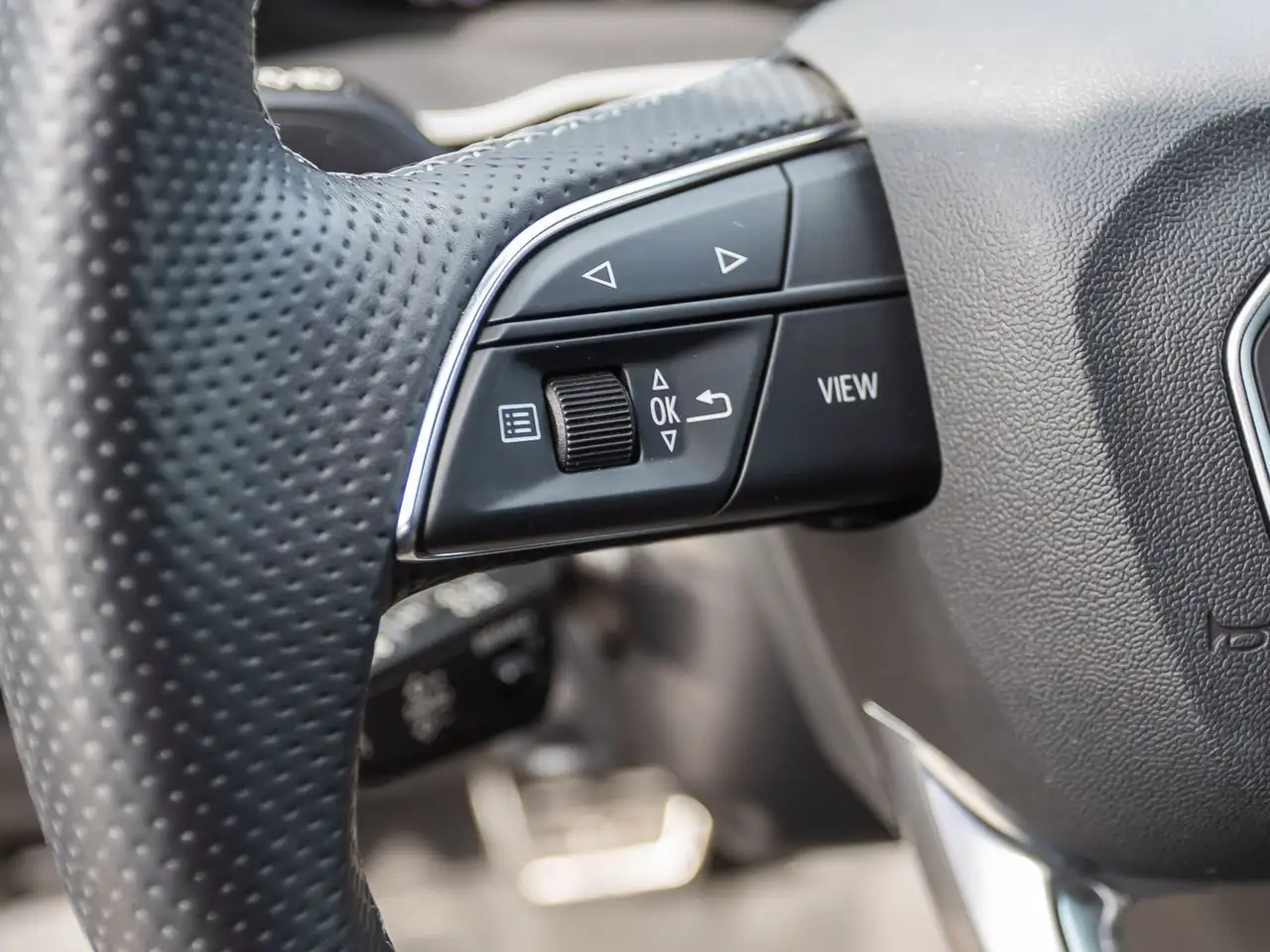 Audi Q3 S line 45TFSI e Stronic LED ACC, миниатюра 17