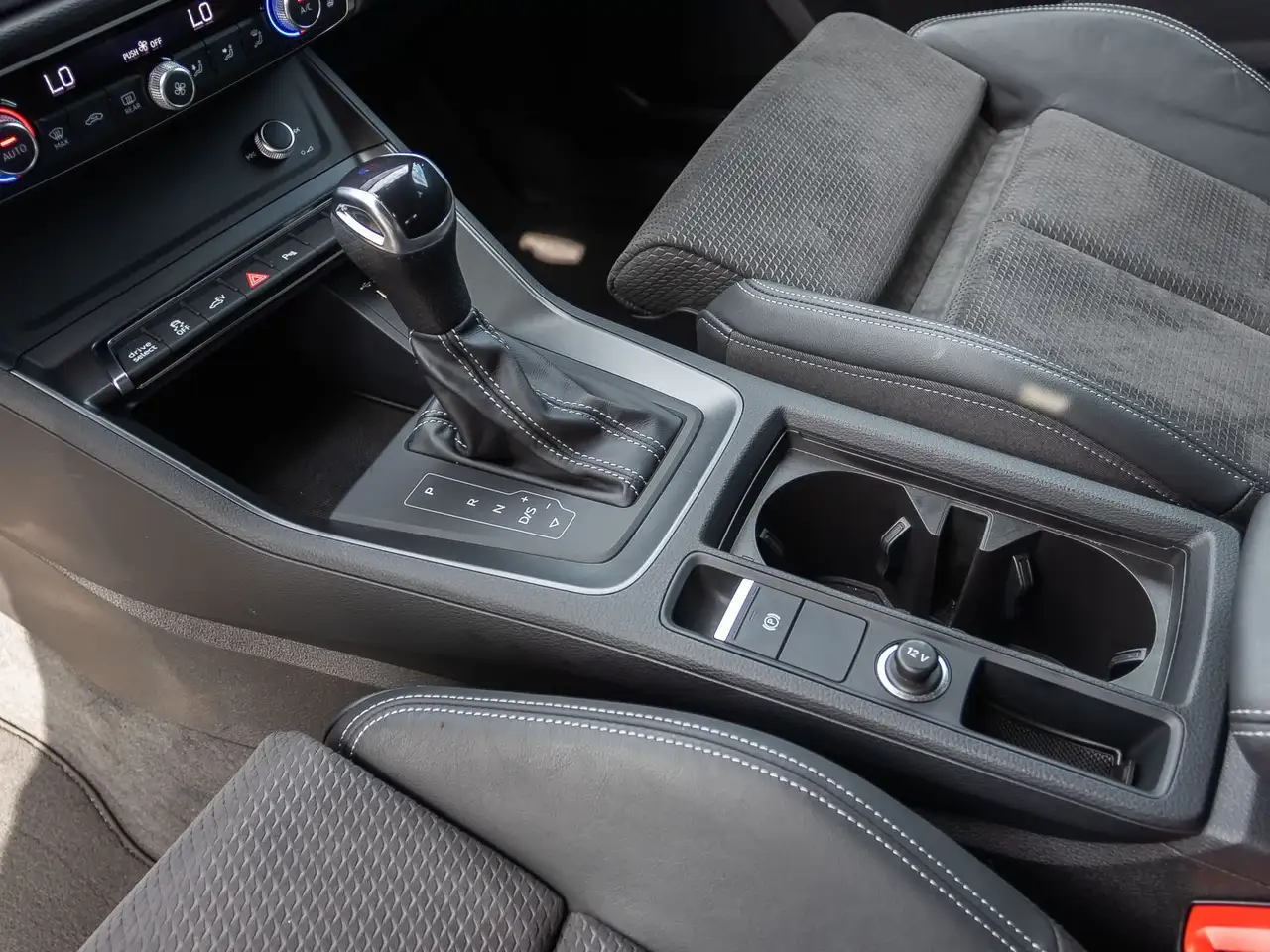 Audi Q3 S line 45TFSI e Stronic LED ACC, миниатюра 19