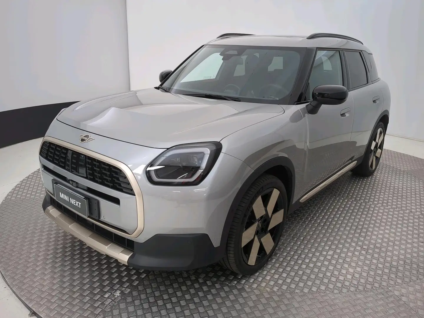 MINI Countryman C Favoured Grau - 1