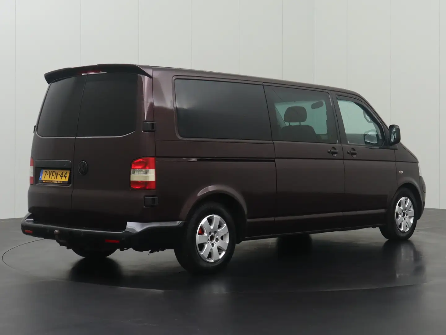 Volkswagen T5 Transporter 2.5TDI 130PK Lang Dubbele Cabine | Airco | Trekhaa Brun - 2