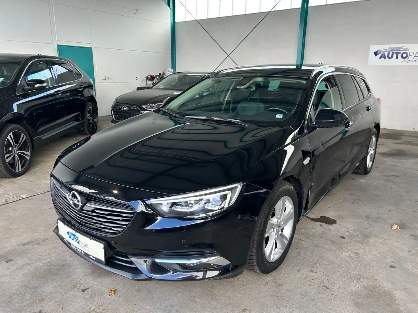 Opel Insignia B Sports Tourer 1.5 T Dynamic*Automatik Noir - 1