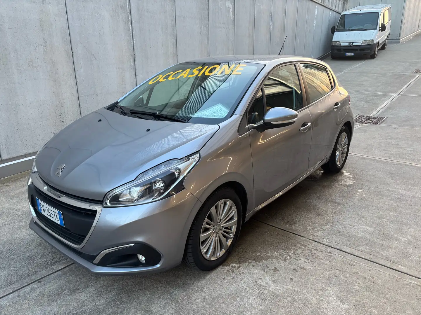 Peugeot 208 208 5p 1.2 puretech Active s Gris - 1