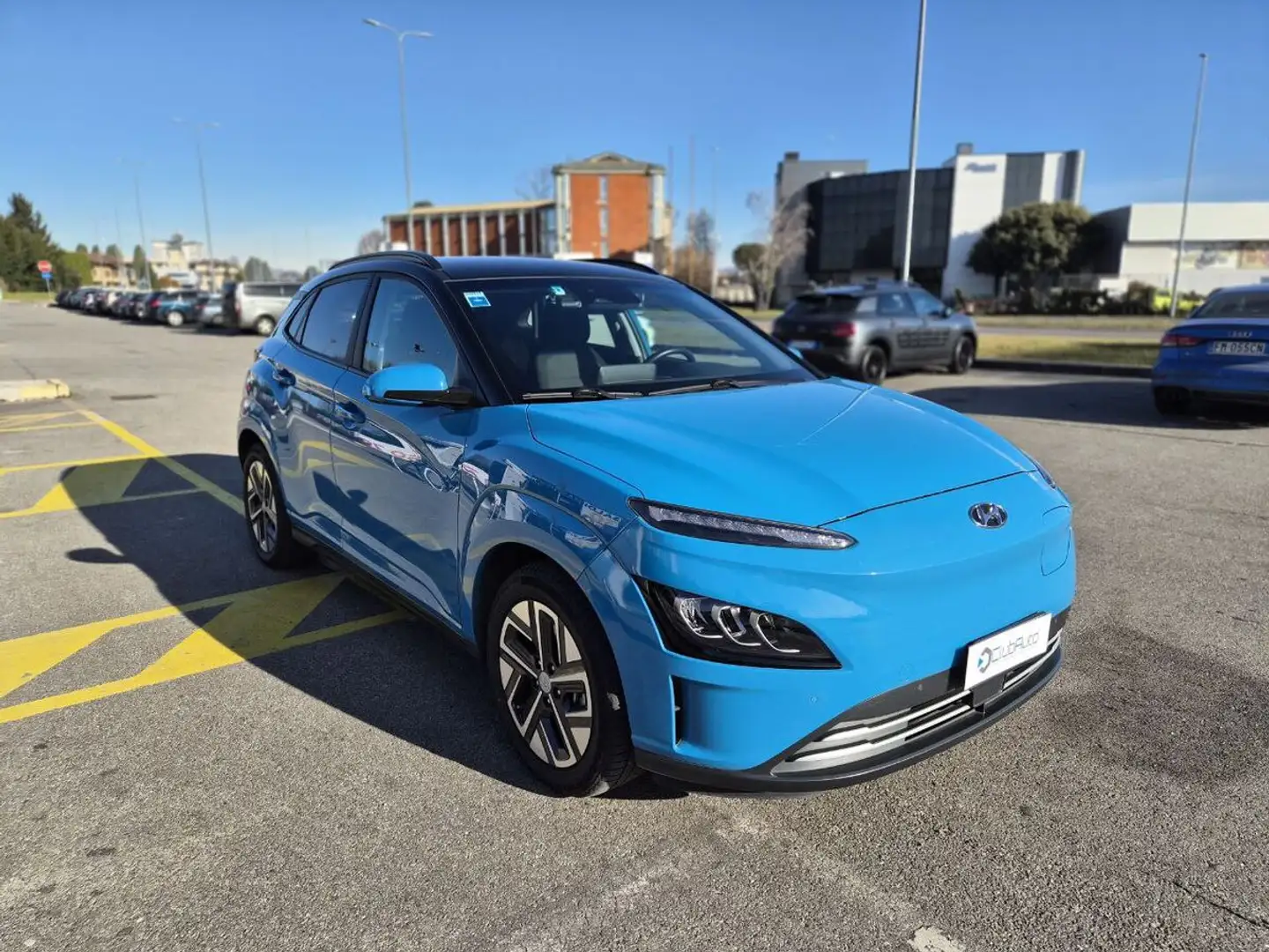 Hyundai KONA 64 kWh EV Exclusive - 2