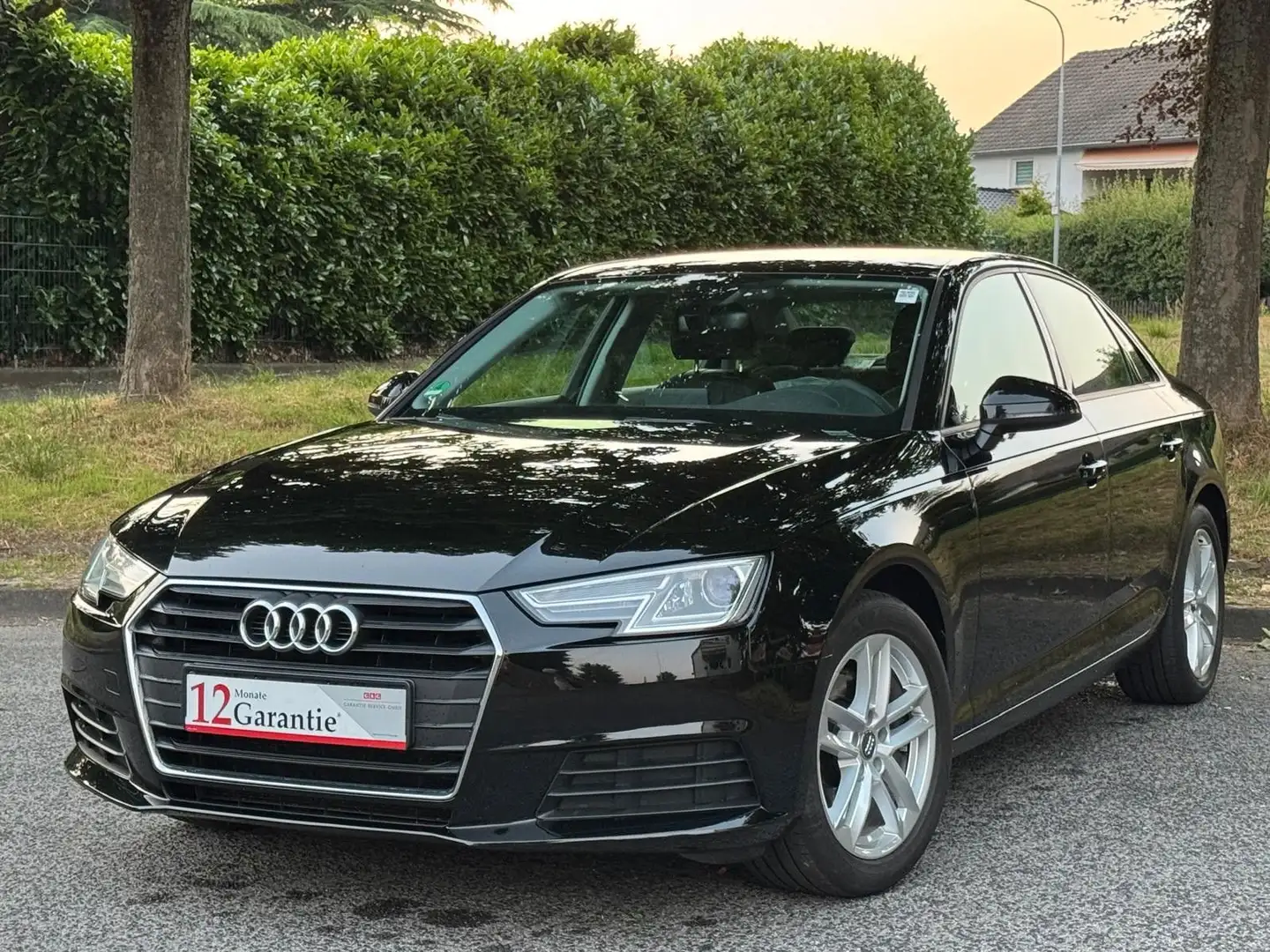 Audi A4 1,4 TFSI S-tronic *Sitzheiz. *Tempo *Bi-Xenon Noir - 1