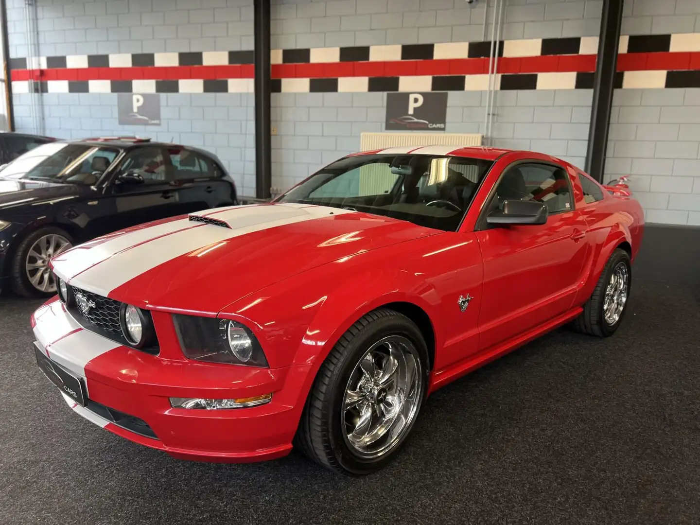 Ford Mustang USA 4.6 V8 GT KM! LPG! Rood - 2
