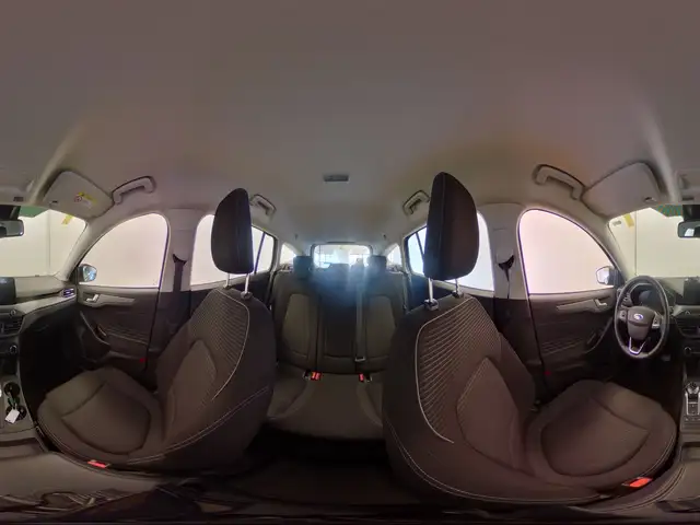 Ford Focus view 13