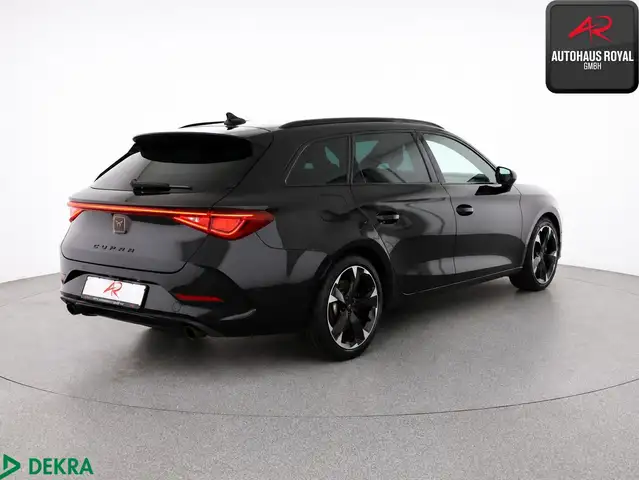 Cupra Leon view 5