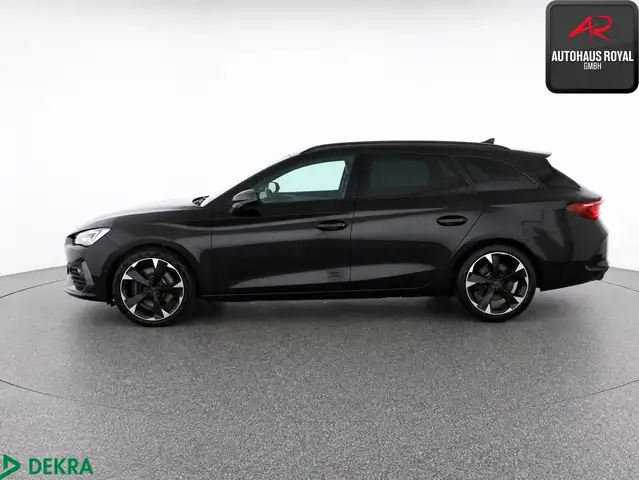 Cupra Leon view 2