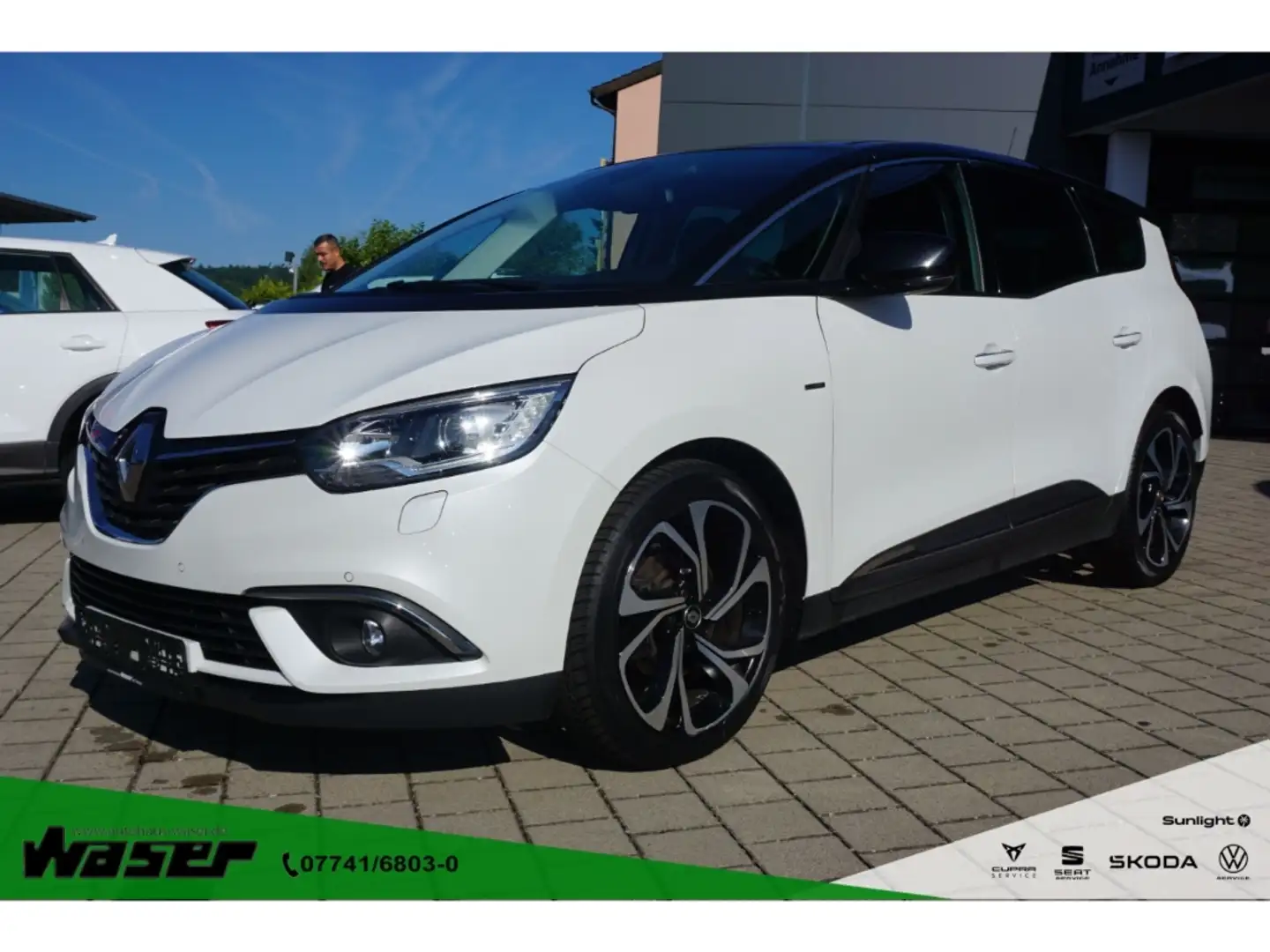 Renault Grand Scenic TCe140 BOSE Edition EDC AHK Navi SHZ 20'' LM Weiß - 1