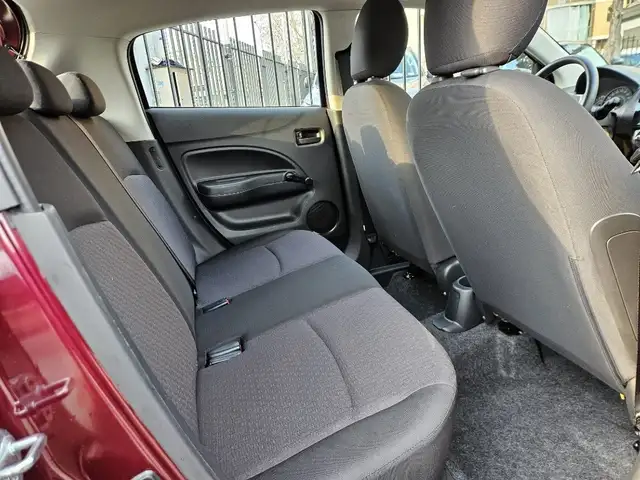 Mitsubishi Space Star view 13