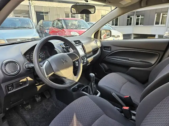 Mitsubishi Space Star view 7