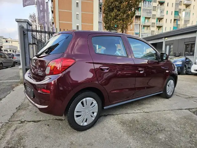 Mitsubishi Space Star view 4