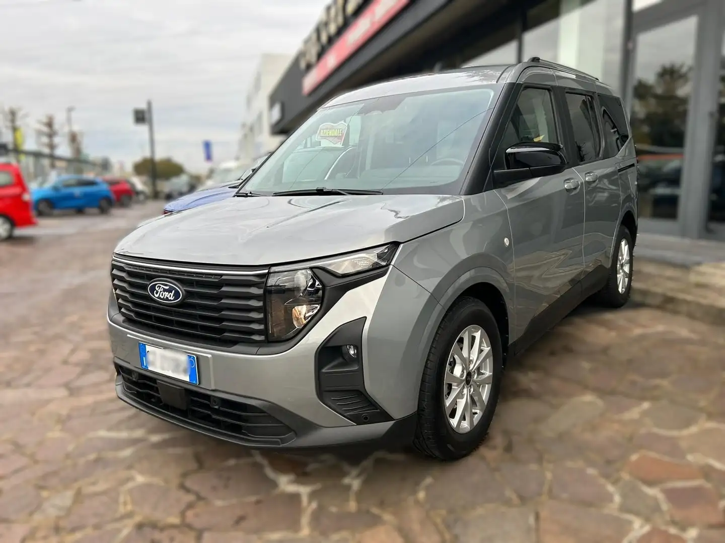 Ford Tourneo Courier 1.0 Ecoboost Titanium Autom 125CV Grigio - 2